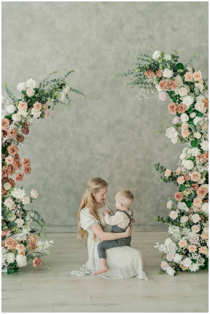 family photos at May 11 Studio | Anna Froese Photography