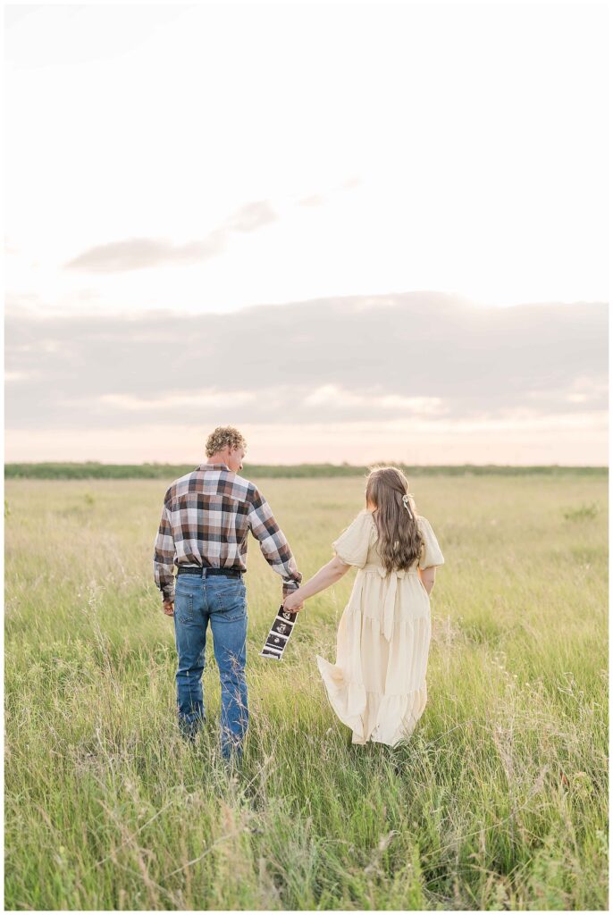 Winnipeg maternity photographer | Anna Froese Photography